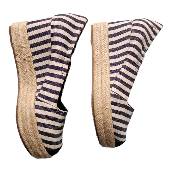 Victor Alfaro Navy & Cream Striped Espadrille Wedges Size 8.5 GUC - Picture 4 of 12